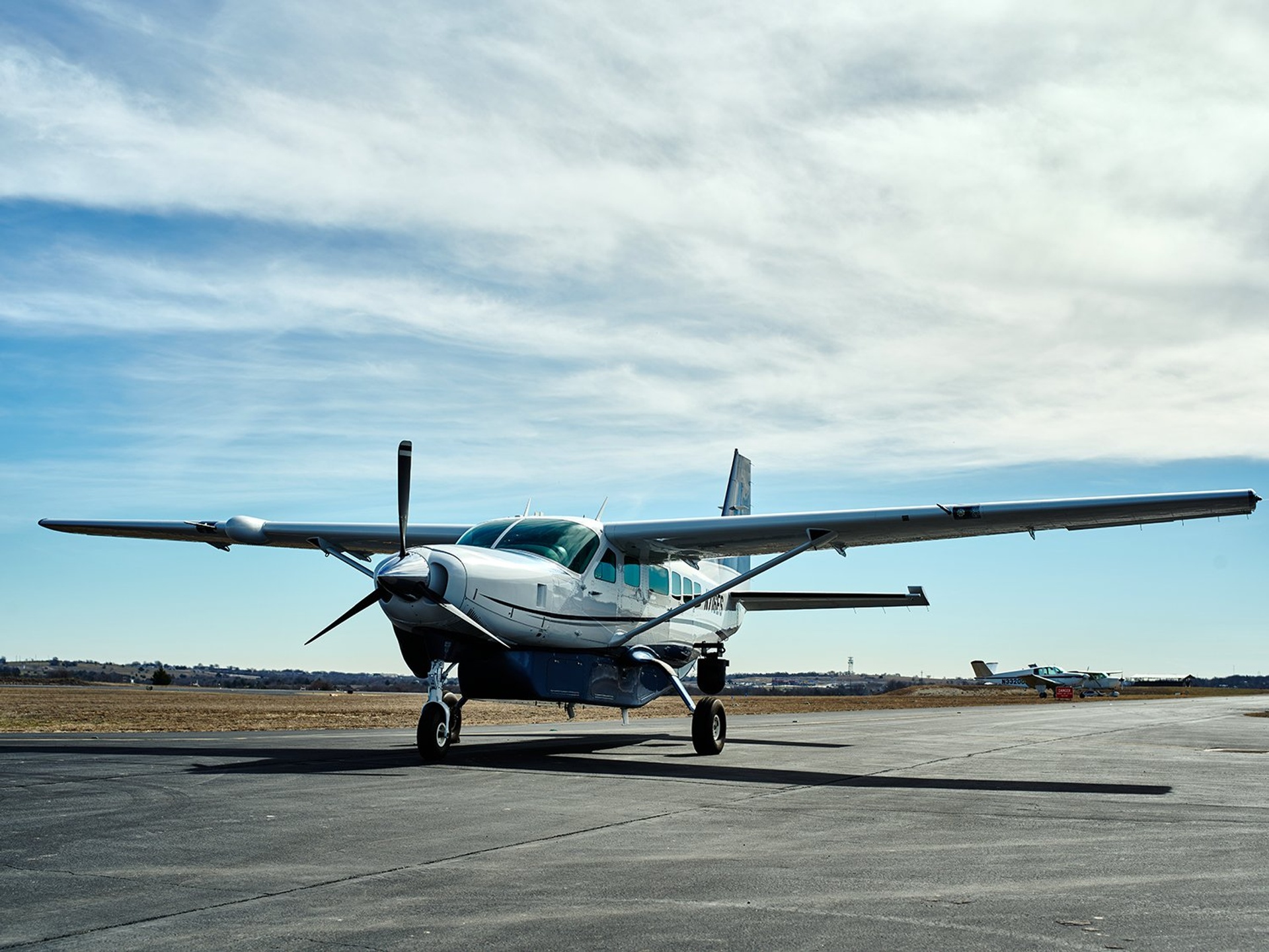  Cessna Caravan outfitted with a state-of-the-art FLIR Star Safire 380 X-HD imager installed on a Southeast Aerospace side mount, with the Shotover ARS 750 moving system and MacroBlue monitors installed in a Southeast Aerospace Tactical Flight Officer (TFO) console.   